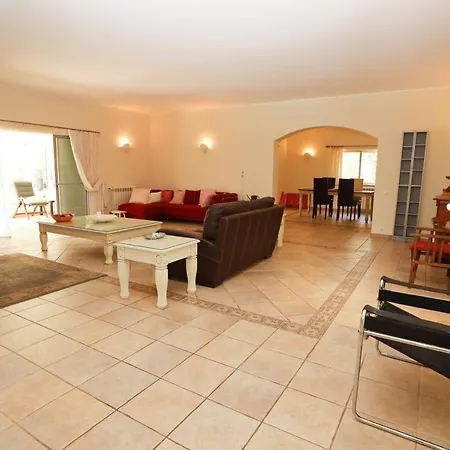 Villa Golfinho In Alvor With 5 Bedrooms Portimão