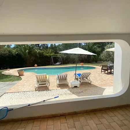 Golfinho In Alvor With 5 Bedrooms * Portimão