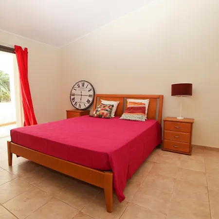 Villa Golfinho In Alvor With 5 Bedrooms *